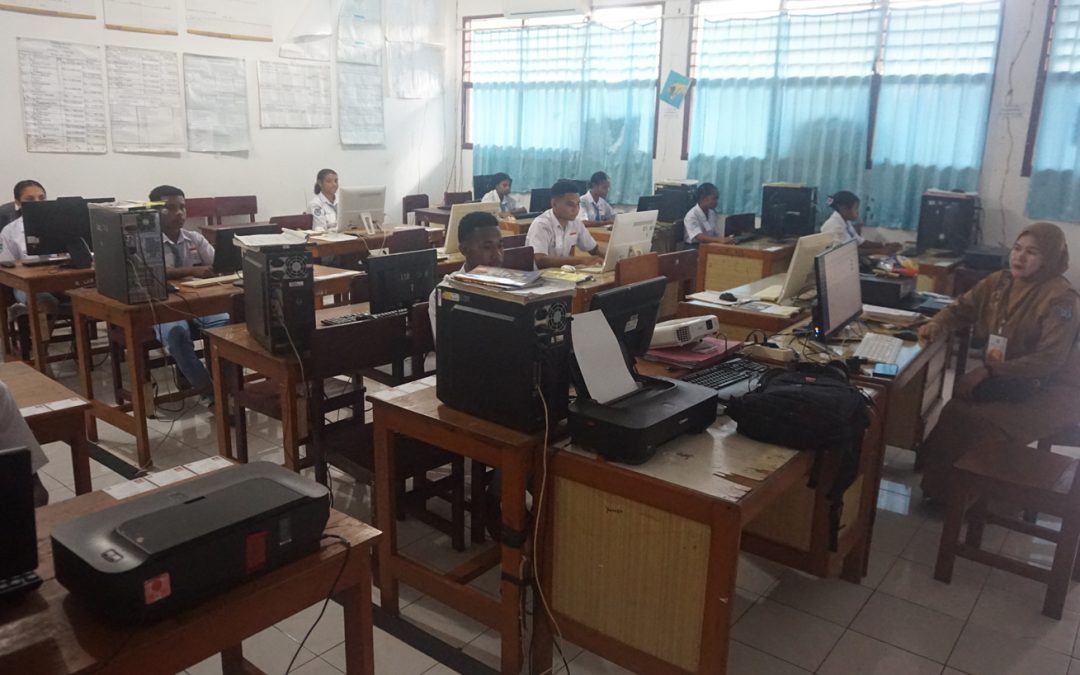 Suksesnya Pelaksanaan TKA Hari Pertama di SMKS YPK TIK Serui
